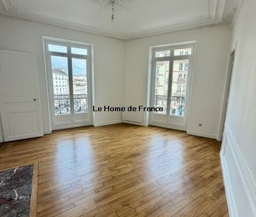 Location Appartement 3 pièces 66m² PARIS 5ème - Photo 1