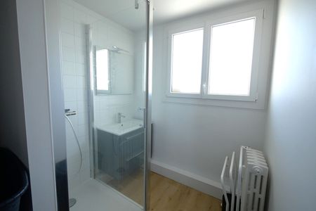 Location Appartement 4 pièces 63m² - Photo 4
