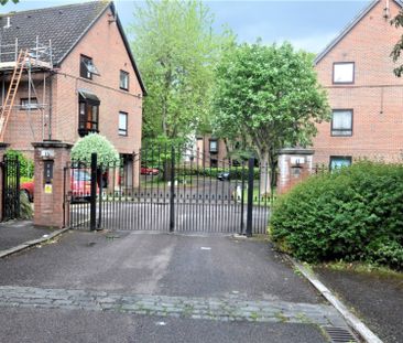 1 bedroom Property to rent - Photo 6