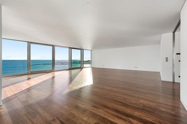 4 Bedroom Apartment, Cascais - Photo 1