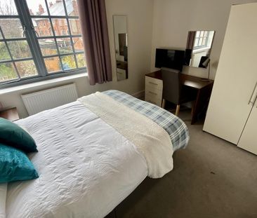 1 bedroom in a house share to rent - Photo 6