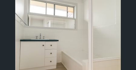 Spacious Home in Prime Wheelers Hill - Photo 5