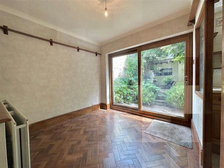 5 bedroom end of terrace house to rent - Photo 4