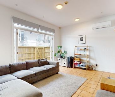 18 Tennyson Street, Te Aro - Photo 1