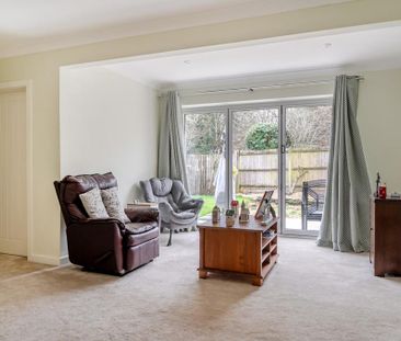 2 bedroom bungalow to rent - Photo 2