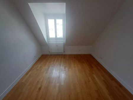location Appartement T6 DE 161.2m² À PARIS - Photo 2