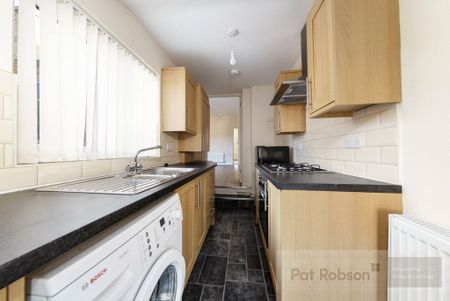 Charles Street, Newcastle Upon Tyne - Photo 4