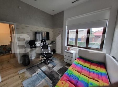 Apartament de lux cu 4 camere, 170 mp, terasă și curte privată, zona centrală - Fotografie 5