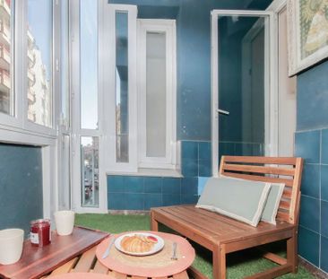 Plaça de Lesseps, Barcelona, Catalonia 08023 - Photo 3