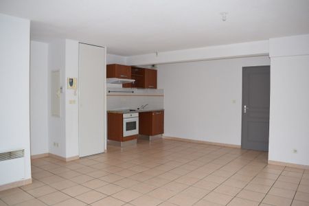 Appartements 66.14 m² - 3 Pièces - Narbonne (11100) - Photo 2