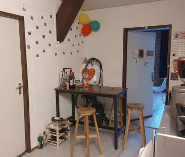 Chambre dans un appartement de 3 personnes, Rivierstraat 61C, Rotte... - Foto 2