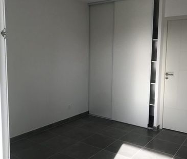 T2 AVEC TERRASSE ET PARKING - Photo 2