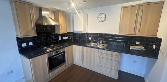 1 bedroom flat to rent - Photo 2