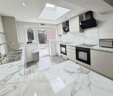 1 bedroom semi-detached house to rent - Photo 2