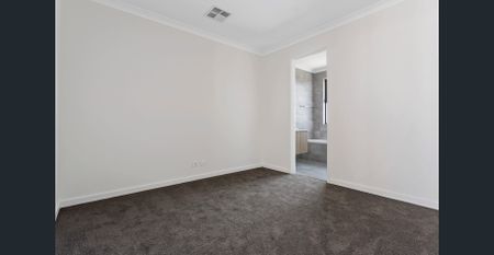 Fully-Furnished & Move-In Ready 2-Bedroom Townhouse in Campbelltown! - Photo 5