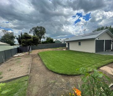 27 Edgeroy Street, South Tamworth, NSW 2340 - Photo 4
