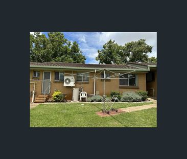 Fantastic Two Bedroom Unit, Located Five Minutes from the Centre of... - Photo 6