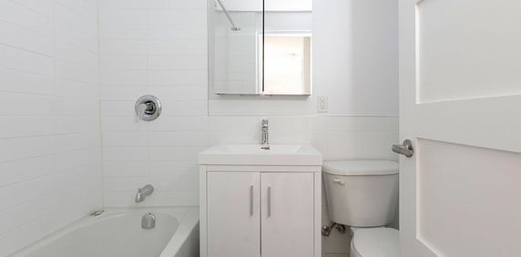 For Lease - 95 Lawton Boulevard Unit# B2, Toronto, Ontario - Photo 2