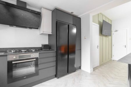 5 bedroom terraced house to rent - Photo 3