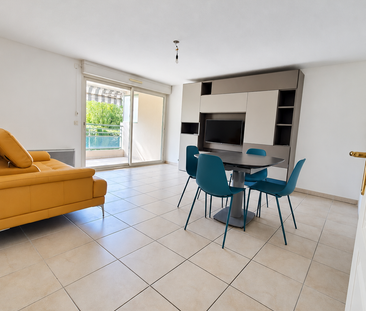 Location Appartement 3 pièces 62m² NICE 06200 - Photo 2