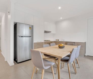 2/13 Leila Court, Thomastown VIC 3074 - Photo 4