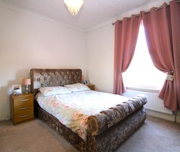 3 bedroom terraced house to rent - Photo 6