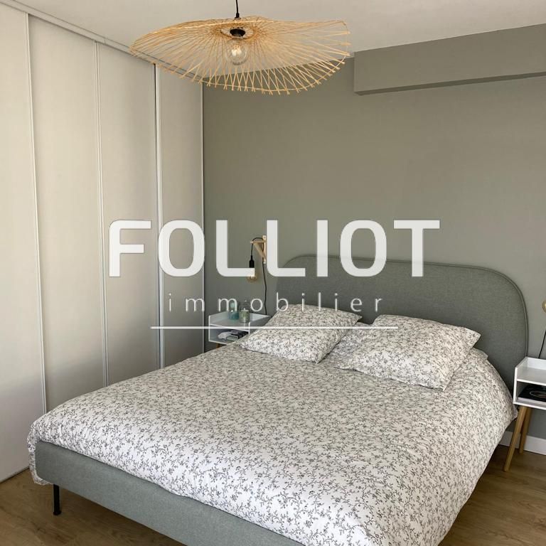 A LOUER : APPARTEMENT T3 MEUBLE à FOUGERES - Photo 1