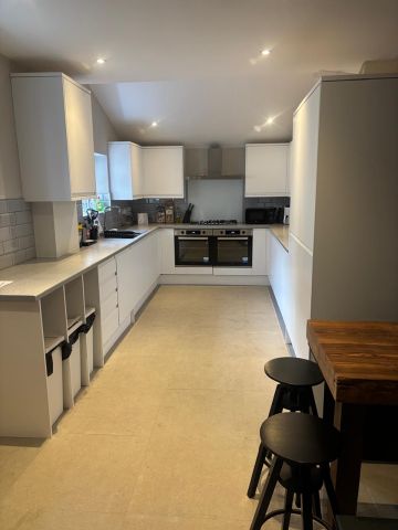 6 Bed Terraced House, Moseley Road, M14 - Photo 5