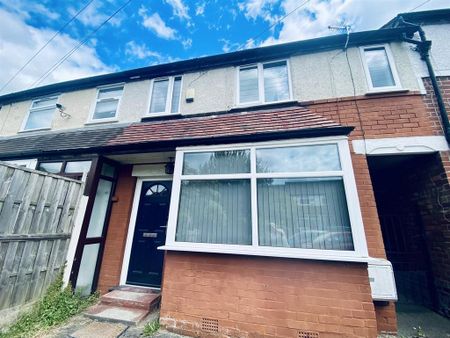 3 bedroom terraced house to rent - Photo 3