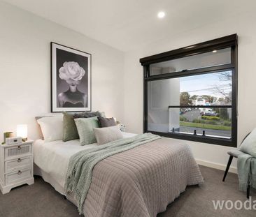 Luxury, Location, Low Maintenance - Photo 1