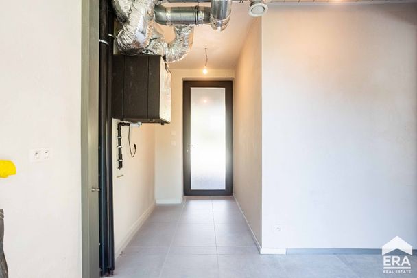 Nieuwbouwwoning met 3 slaapkamers te huur! - Photo 1