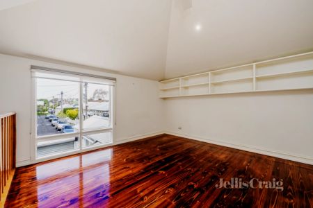 3 Bed, 2 Bath - Photo 2