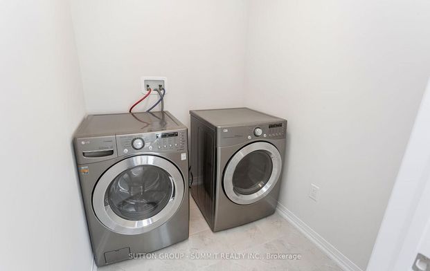 For Lease - 250 Newman Drive, Cambridge, Ontario - Photo 1