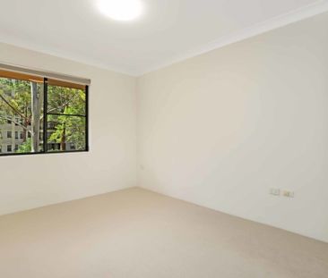 Renovated 1 bedroom Unit with Large Balcony - Photo 5