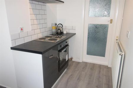 2 bedroom terraced house to rent - Photo 5