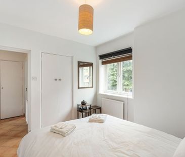 1 Bed Flat, Hopewell Yard, SE5 - Photo 5