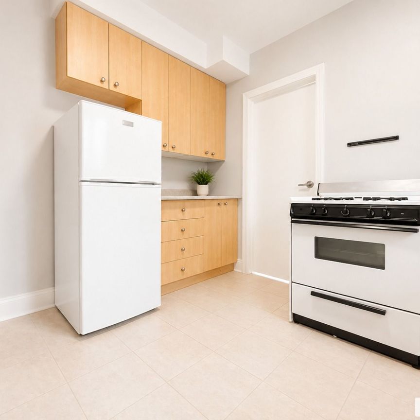 301-5025, Macdonald Avenue, Côte-des-Neiges / Notre-Dame-de-Grâce à louer - Photo 1