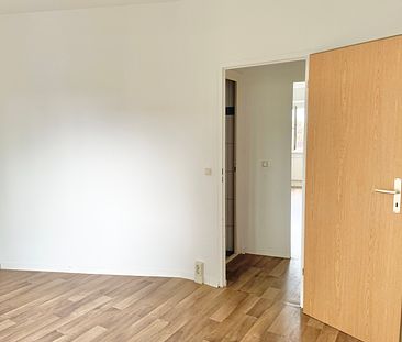 2-Zimmer-Wohnung in der 2. Etage mit verglastem Balkon und Badewanne in Rostock-Toitenwinkel - Photo 3
