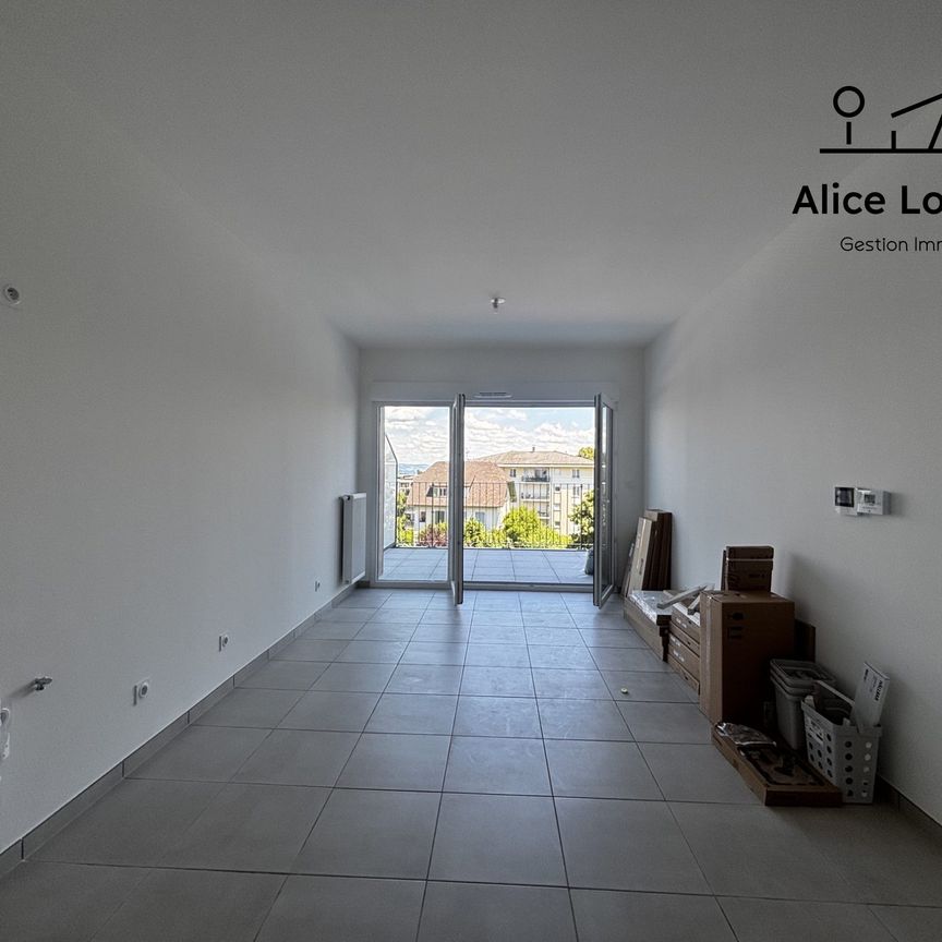 Location Appartement 2 pièces 39m² THONON LES BAINS 74200 - Photo 1