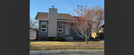 Full 3 Bedroom House in Forest Grove - Photo 3