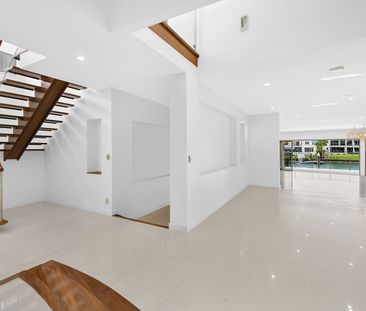 2208 Taromeo Court, Hope Island QLD 4212 - House For Rent | Domain - Photo 2