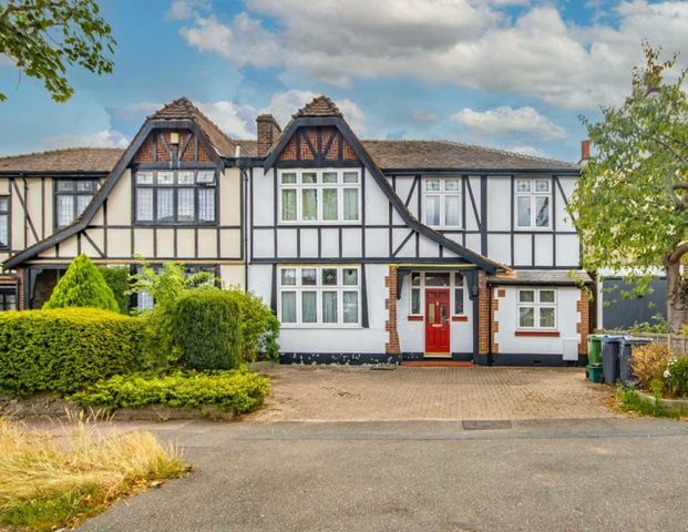 Surbiton Hill Park, KT5, London - Photo 1