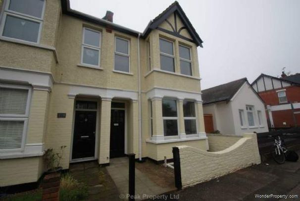 1 bedroom property to rent in Westcliff On Sea - Photo 1