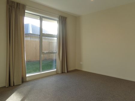 73 Deal Street, Wigram - Photo 4