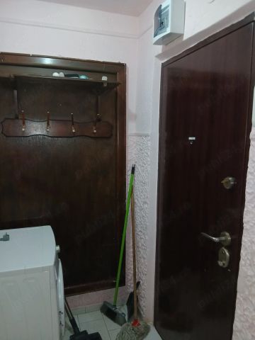 Inchiriez garsoniera, zona Zizin - Photo 5