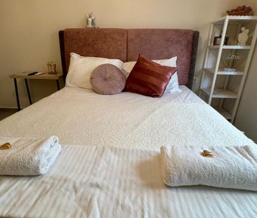 Ενοικίαση κατοικίας, 30 τ.μ., Νέα Σμύρνη, 550 € - Photo 2