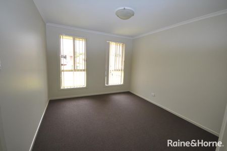 6 Flannelflower Avenue, West Nowra, NSW 2541 - Photo 4