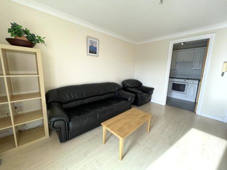 1 bedroom apartment to rent - Photo 2