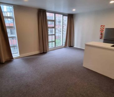 Recently Refurbished in Q-central - Photo 2