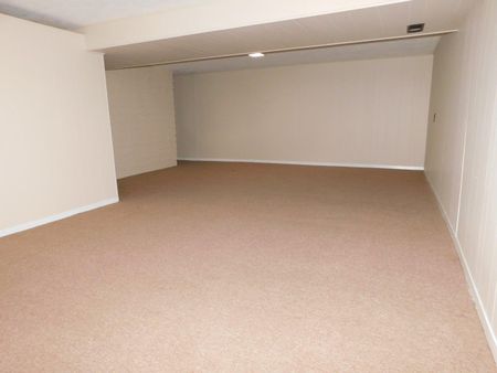 FOR RENT – 26 Convoy Avenue, Halifax, Nova Scotia - Photo 4